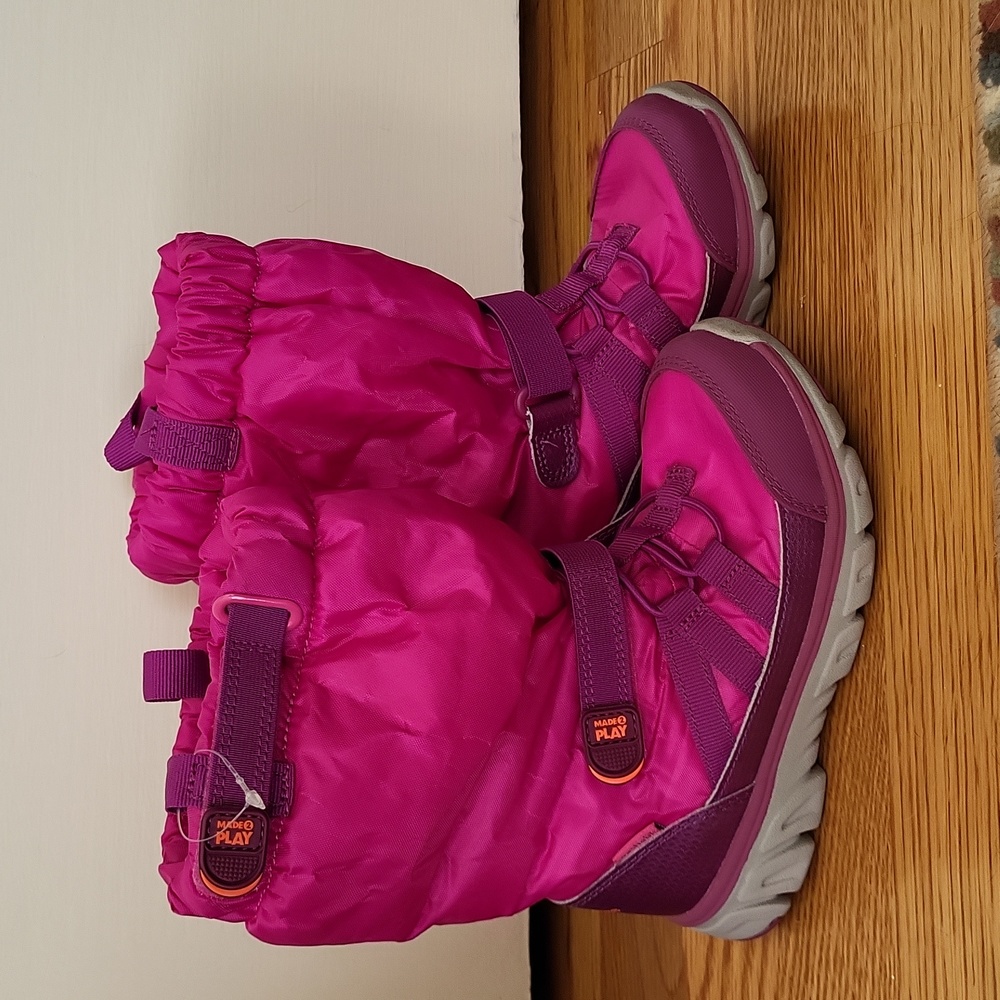 Stride arise snow boots 11.5